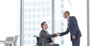 Pensione di invalidità civile e richiesta di un prestito in banca: è possibile?