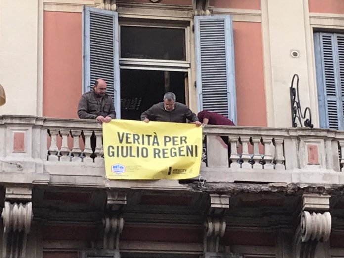 striscione-giulio-regeni-2
