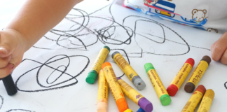 A disposizione delle famiglie il registro Acli delle babysitter corso babysitter