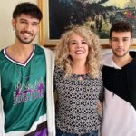La vedova di Mario Sulas Pietruccia e i figli Jacopo e Pasquale