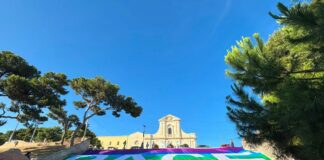 Cagliari, partecipata manifestazione per la pace ai piedi della scalinata di Bonaria